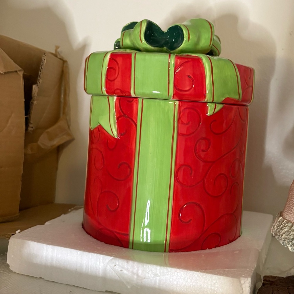 Festive Red and Green Ceramic Gift Box